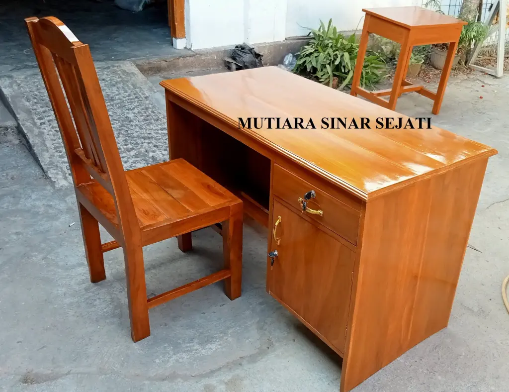 MEJA KURSI SEKOLAH  KANTOR 1 MEJA 1 KURSI 
