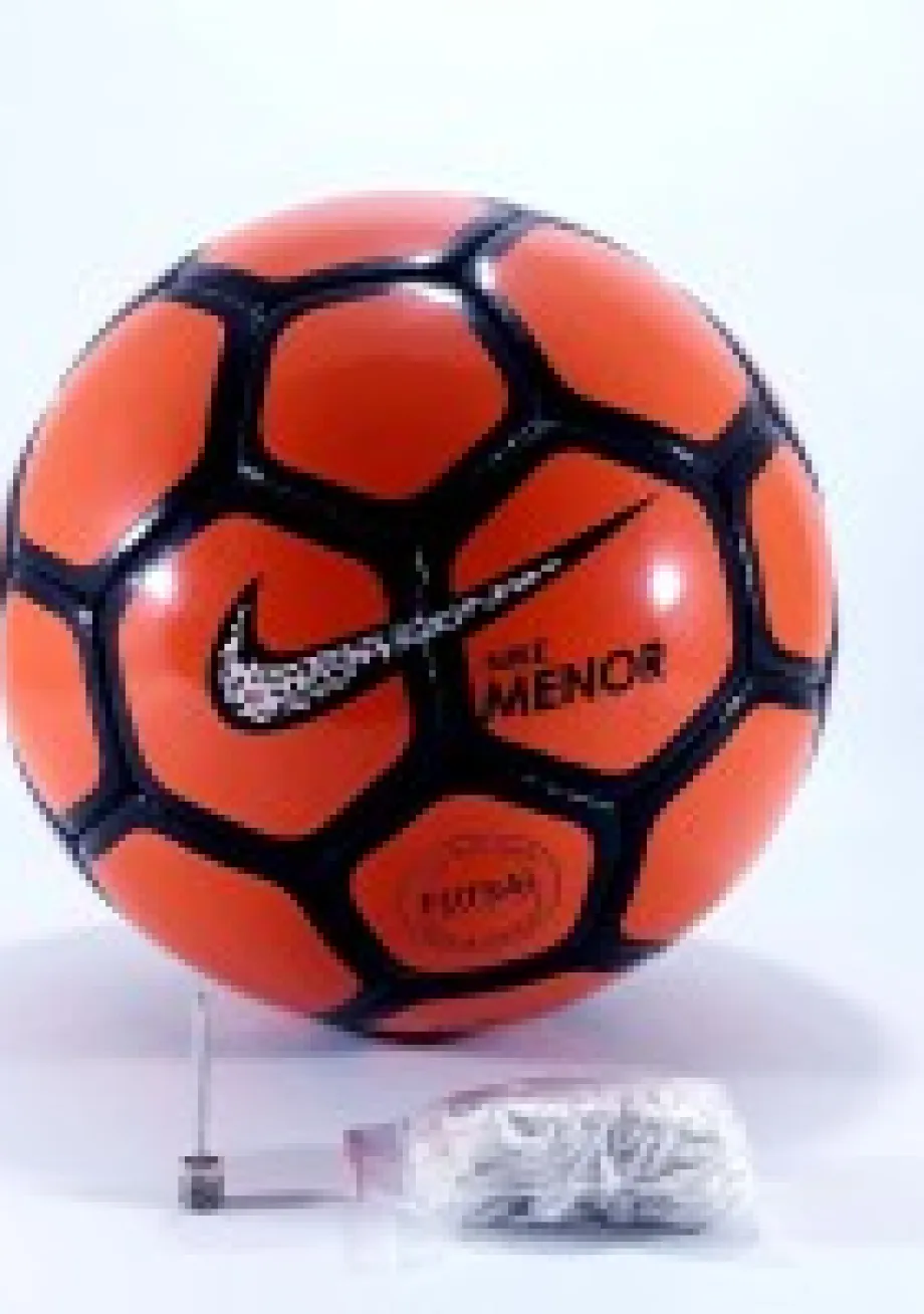 Bola Sepak Bola Futsal Molten 1 ~item/2021/10/24/bola_futsal_molten
