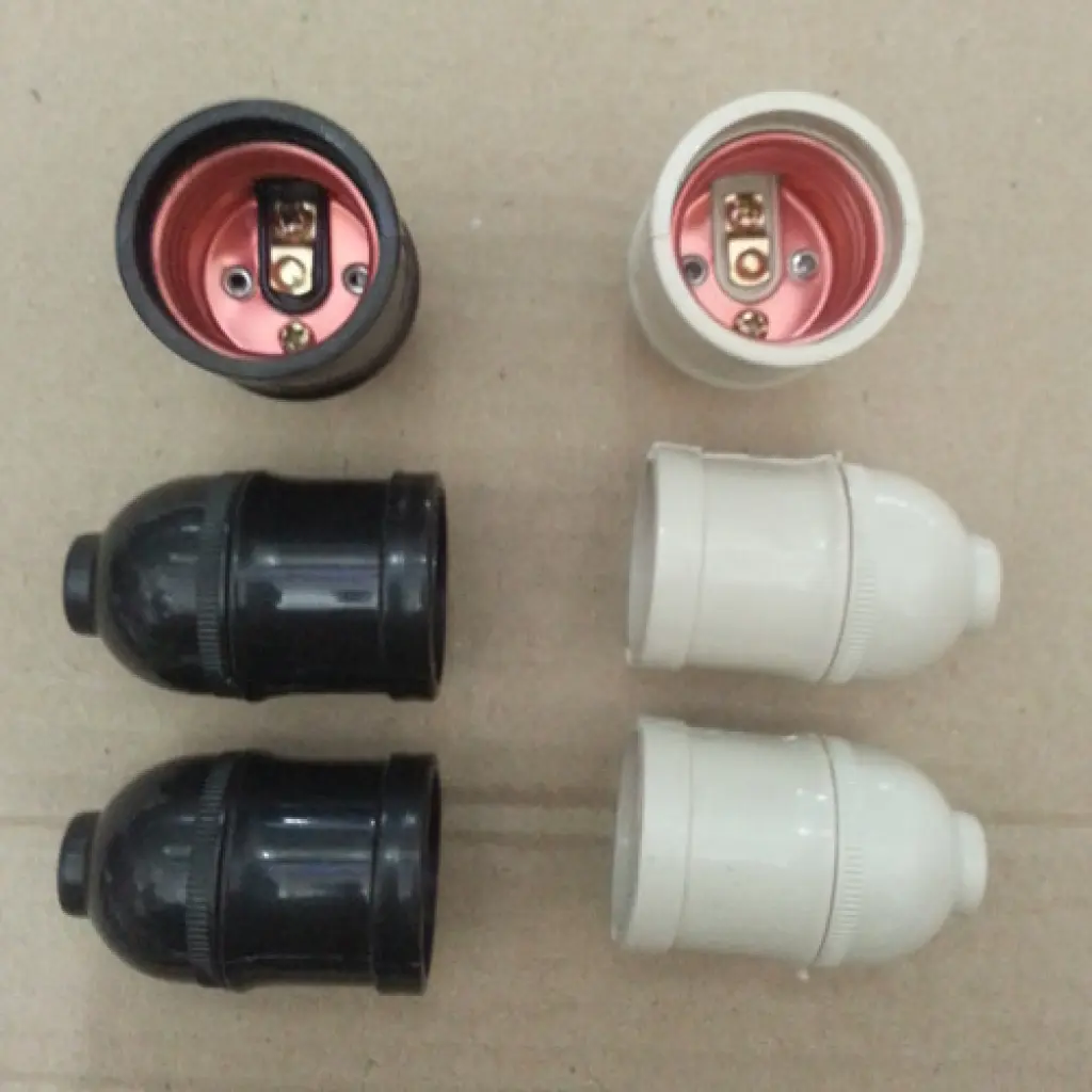 Fitting Lampu