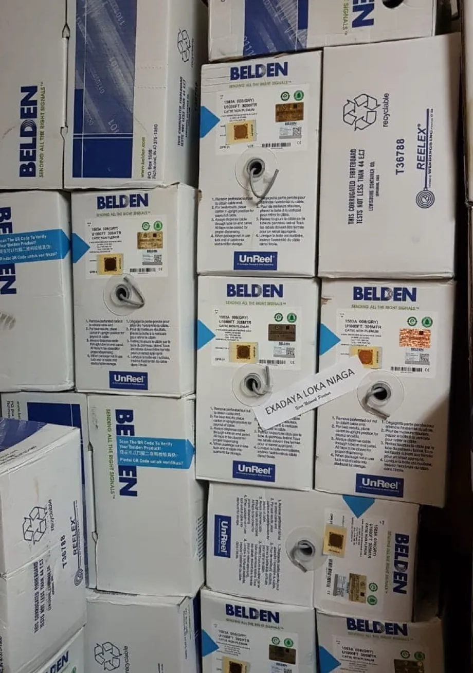 Kabel LAN KABEL LAN UTP cat5 / cat 5 / cat.5e / cat5e BELDEN ORIGINAL 1583A - Abu-abu 1 ~item/2023/11/20/98a4d5ee_72b5_4a70_84af_af7ceed3a877