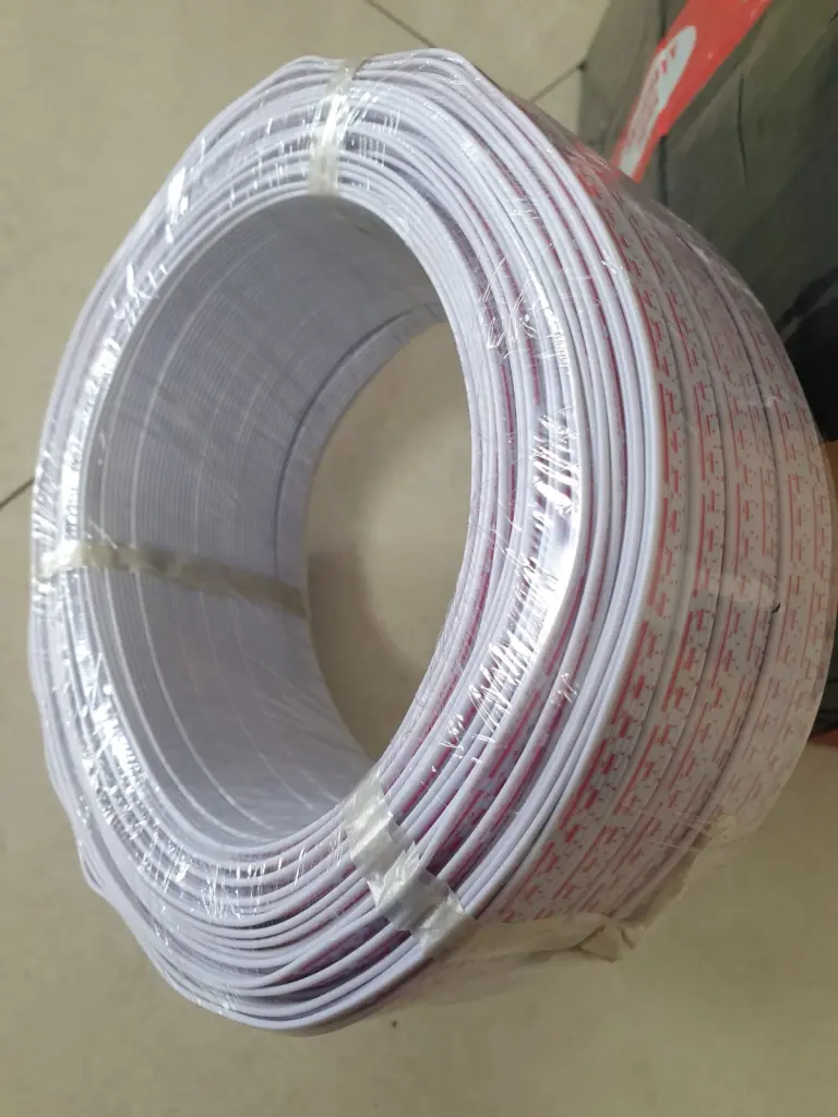 Kabel pita dan jumper