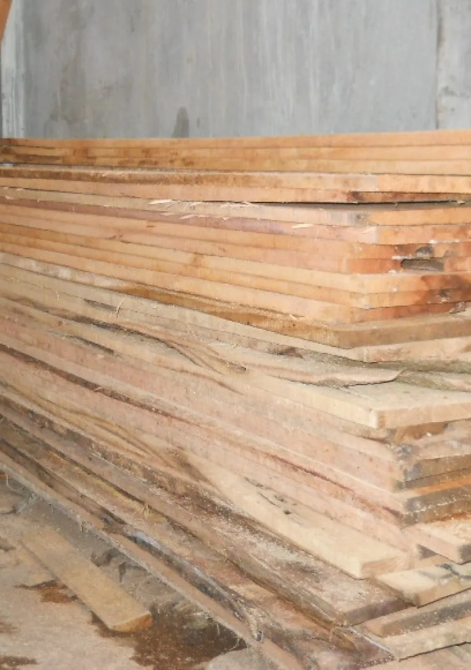 Kayu PAPAN COR 1 ~item/2024/4/1/dscn1176