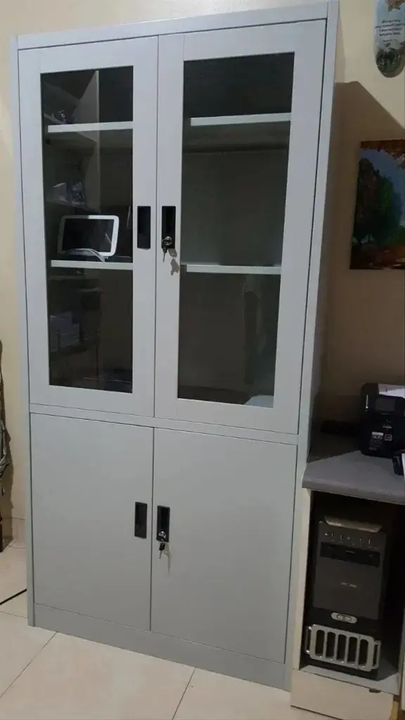 Lemari BesiBaja  Lemari Kaca 